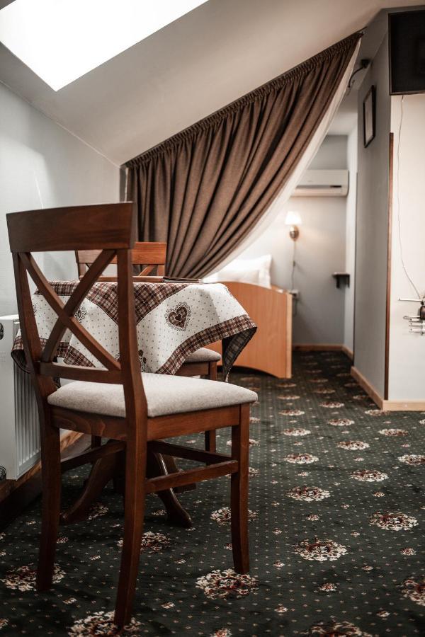Ekaterinoslav Hotel Dnipro Luaran gambar