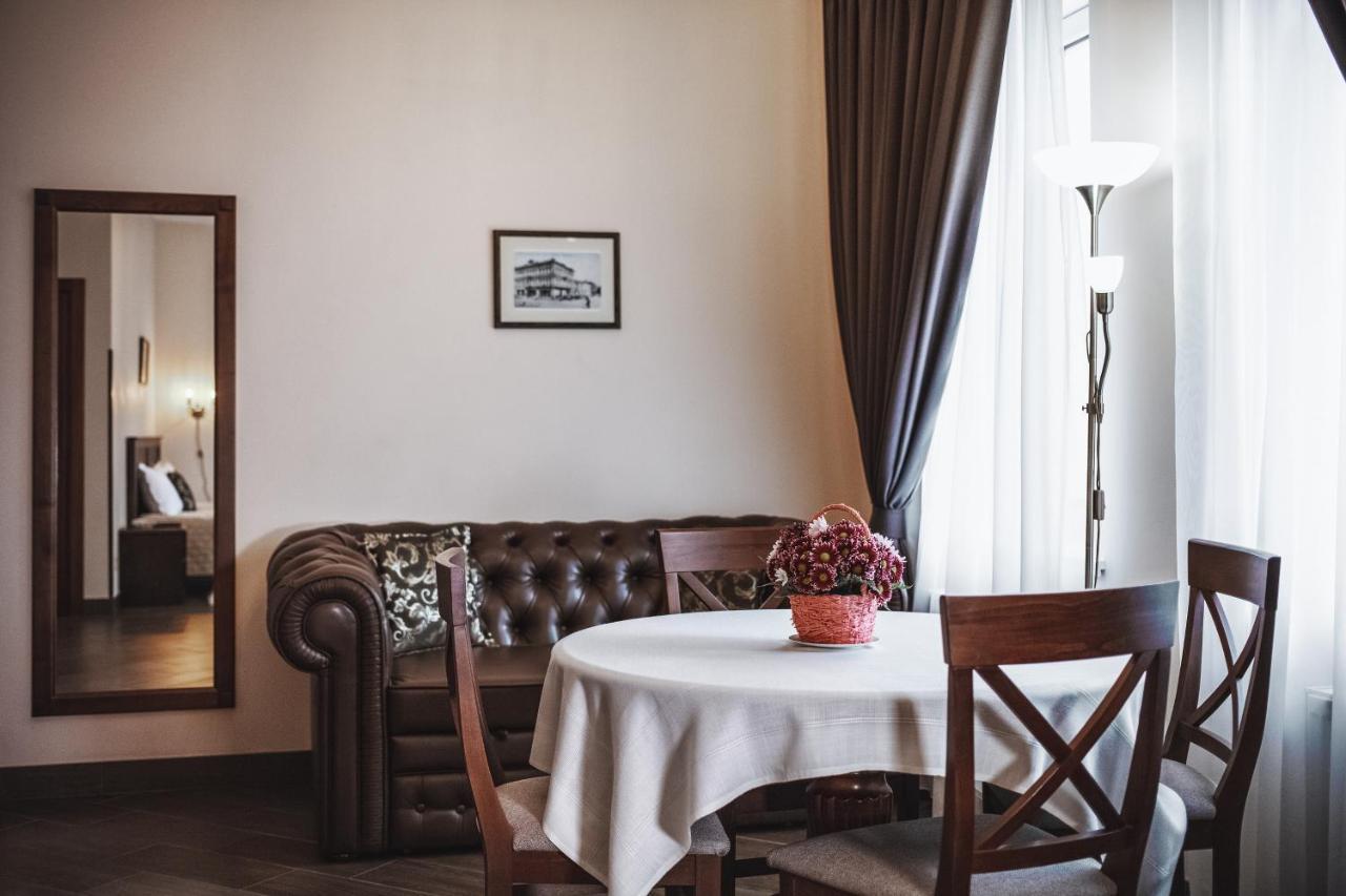 Ekaterinoslav Hotel Dnipro Luaran gambar
